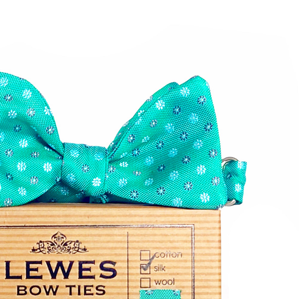 aqua bow tie