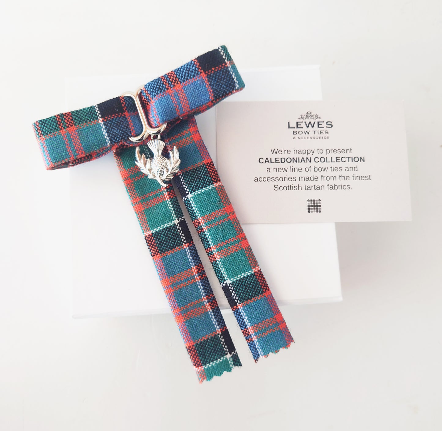Plaid Tartan thistle wedding pin brooch from Scottish clan MacDonald of Clanranald