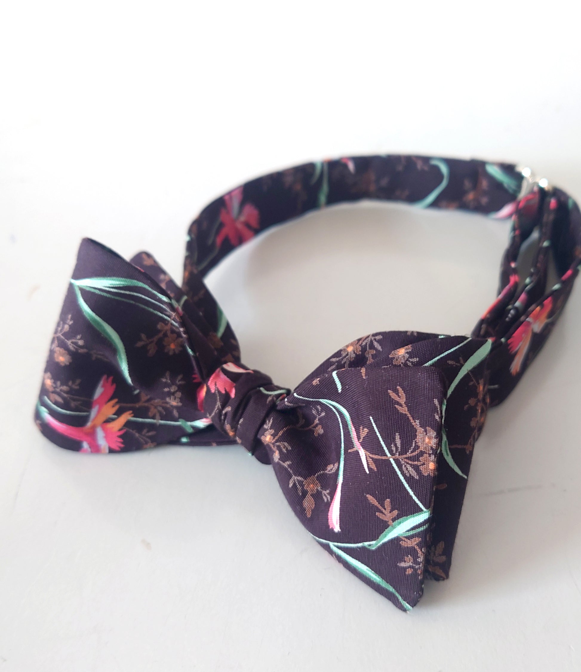 brown cotton tie
